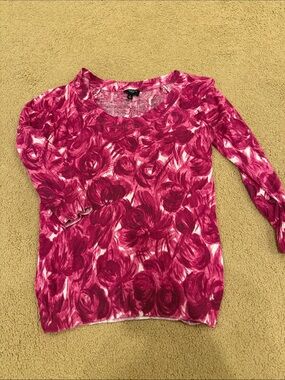 Talbots Fuchsia Pink Floral Long Sleeve Scoop Neck Top
